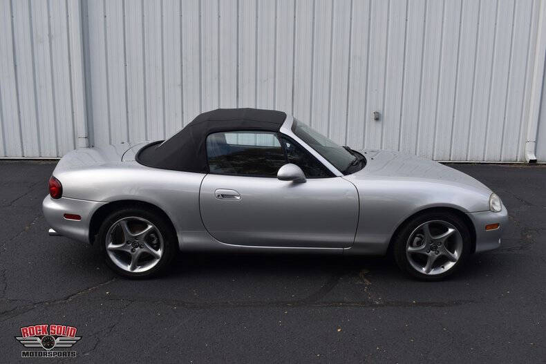 2002 Mazda MX-5 Miata