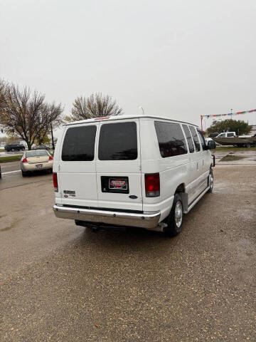 2008 Ford E-Series E-350 SD XLT