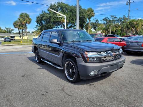 2005 Chevrolet Avalanche for sale at Alfa Used Auto in Holly Hill FL