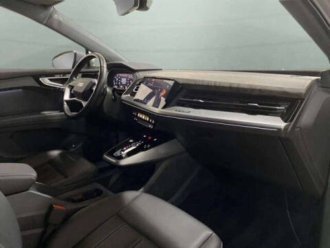 2024 Audi Q4 e-tron quattro Premium 55