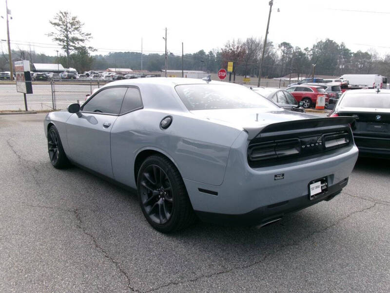 2021 Dodge Challenger