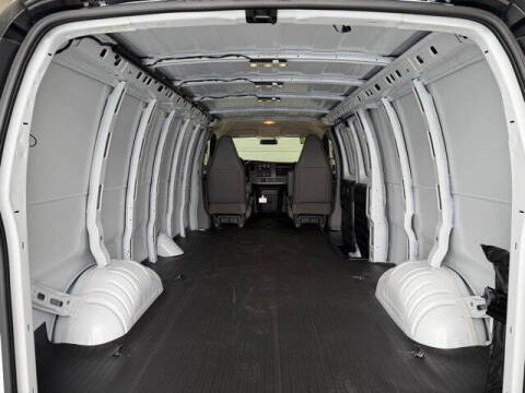 2026 Chevrolet Express 2500
