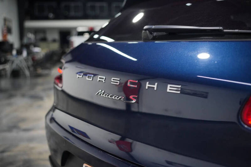 2015 Porsche Macan S