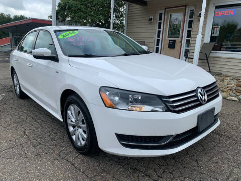 2015 Volkswagen Passat for sale at G & G Auto Sales in Steubenville OH