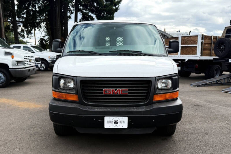 2009 GMC Savana 3500