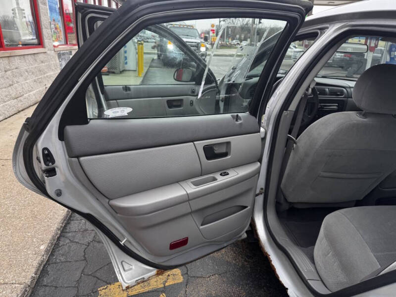 2006 Ford Taurus SE