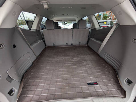 2017 Chevrolet Traverse LS