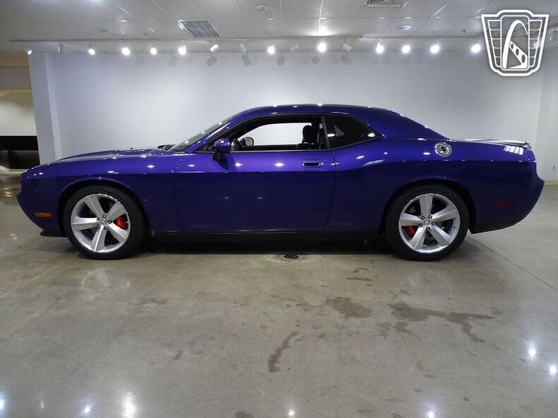 2010 Dodge Challenger SRT8