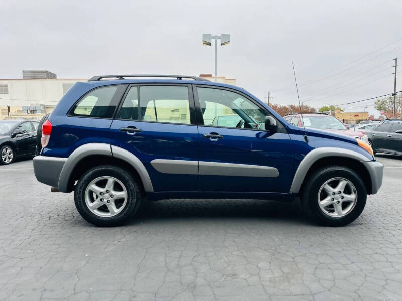 2002 Toyota RAV4