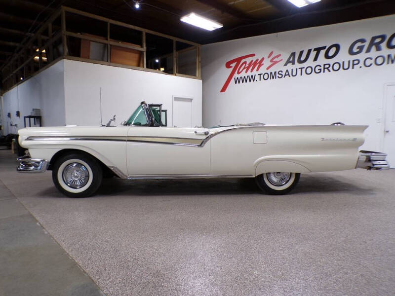 1957 Ford Fairlane 500