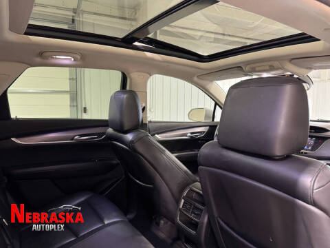 2017 Cadillac XT5 Premium Luxury