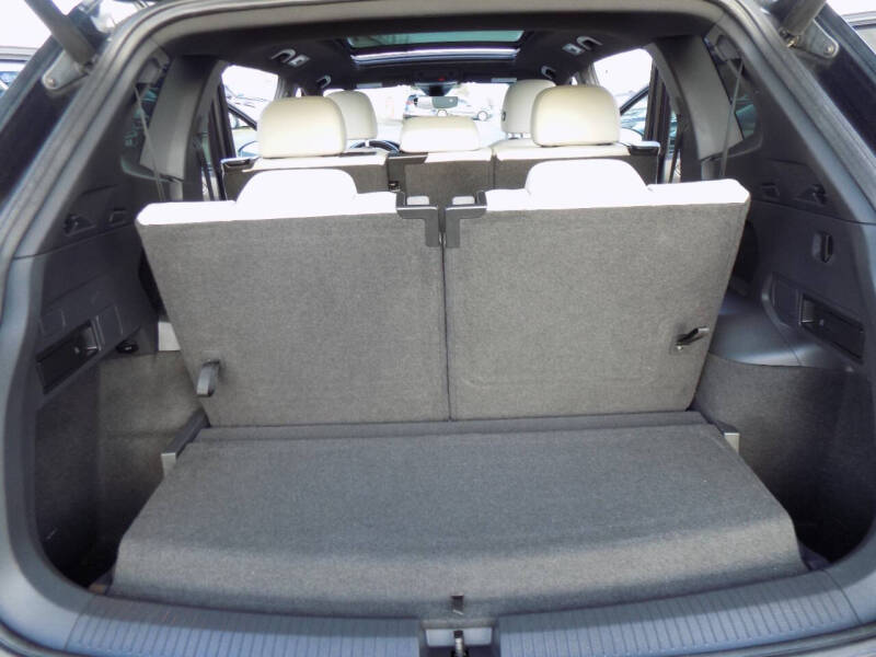 2018 Volkswagen Tiguan 2.0T SEL Premium 4Motion