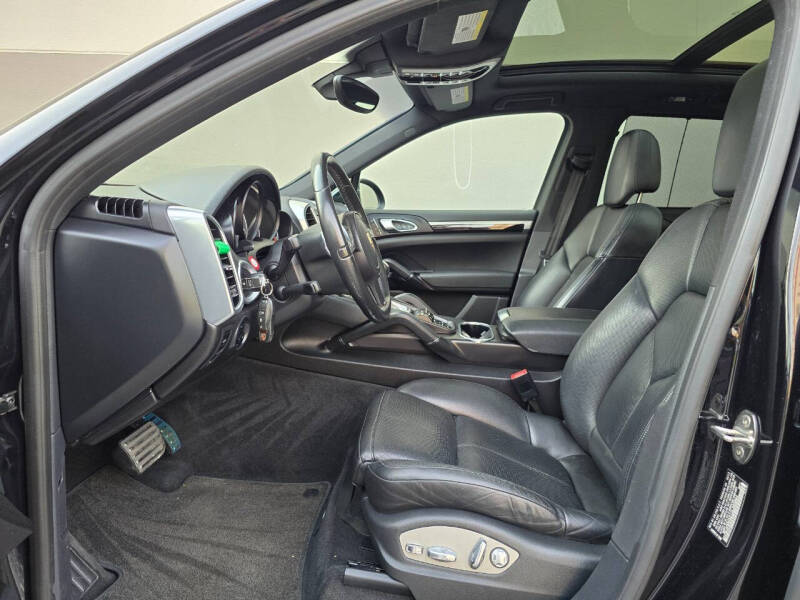 2013 Porsche Cayenne S