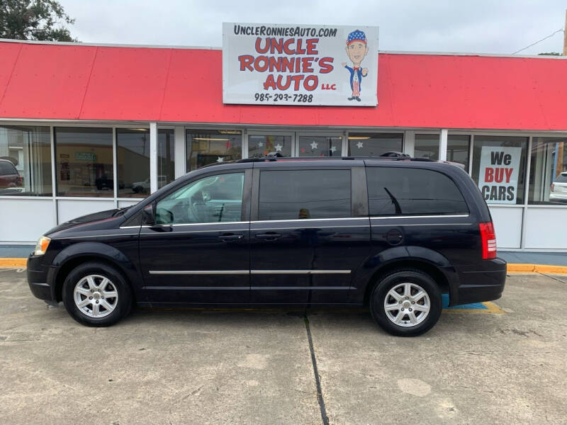 2010 Chrysler Town and Country for sale at Uncle Ronnie's Auto LLC in Houma LA