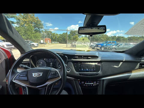 2017 Cadillac XT5 Platinum