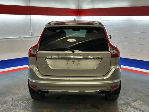 2015 Volvo XC60 T5 Drive-E Platinum