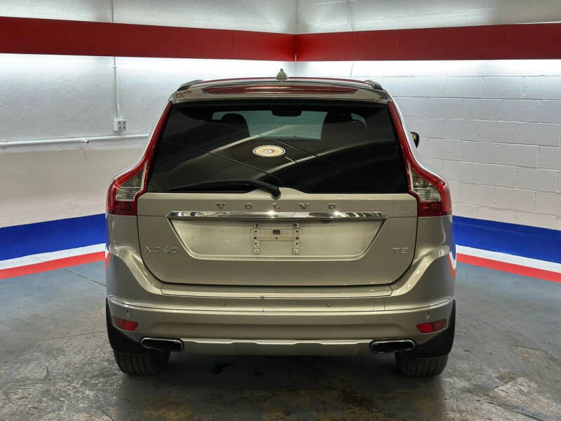 2015 Volvo XC60 T5 Drive-E Platinum