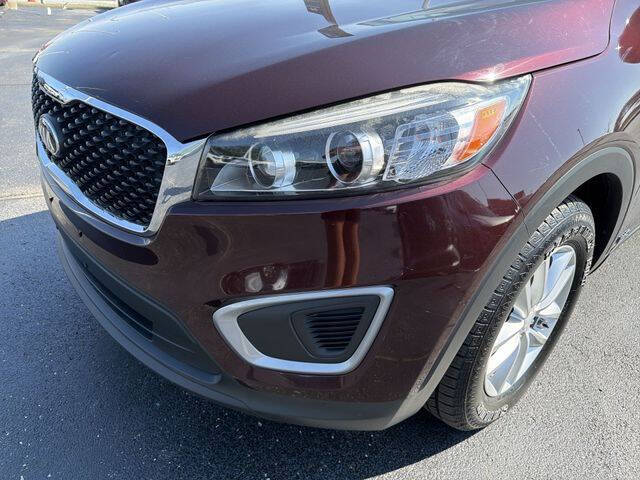 2016 Kia Sorento LX