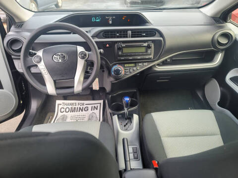 2014 Toyota Prius c Three