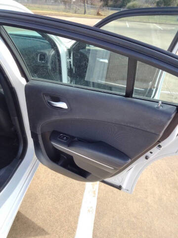 2015 Dodge Charger SE