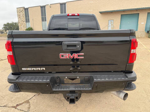 2015 GMC Sierra 2500HD Denali