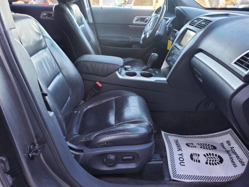 2011 Ford Explorer XLT