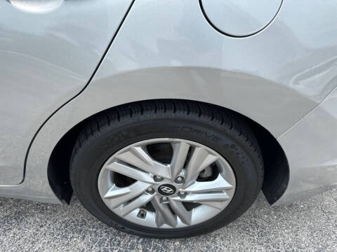 2020 Hyundai Elantra