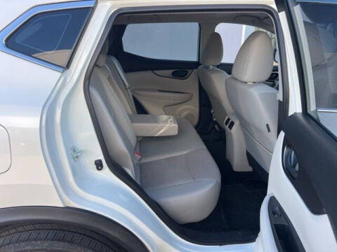 2017 Nissan Rogue Sport S