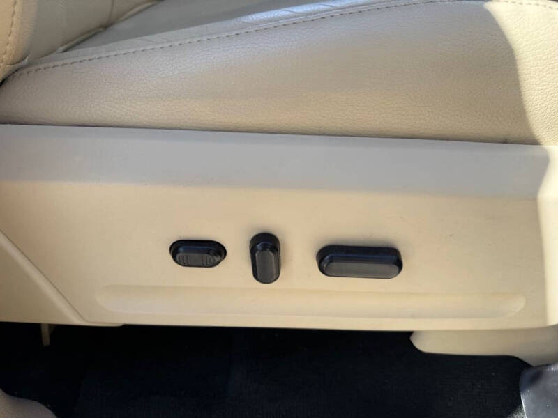 2016 Ford Expedition EL XLT