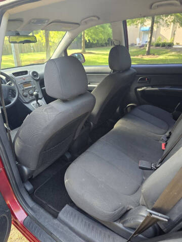 2010 Kia Rondo