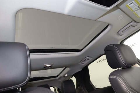 2023 Land Rover Discovery P300 S