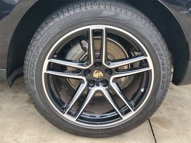 2020 Porsche Macan S