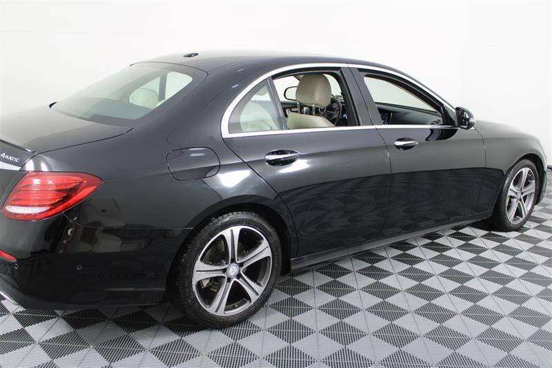 2017 Mercedes-Benz E-Class E 300 4MATIC