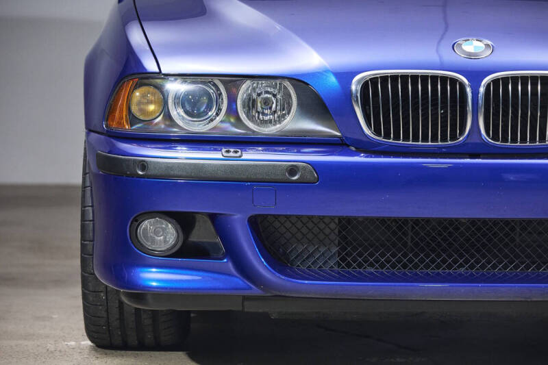 2002 BMW M5