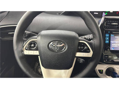 2017 Toyota Prius Three