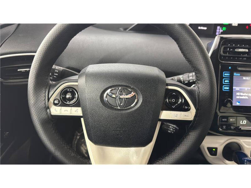2017 Toyota Prius Three