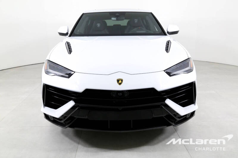 2024 Lamborghini Urus Performante