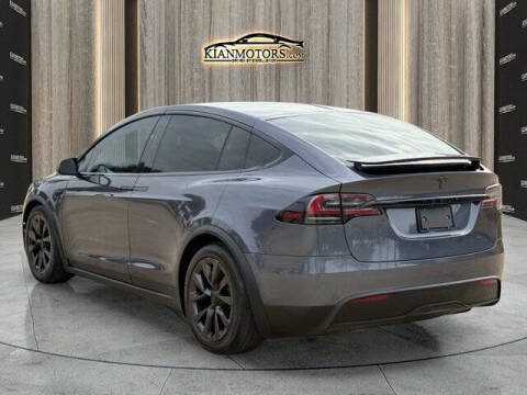 2023 Tesla Model X Standard Range