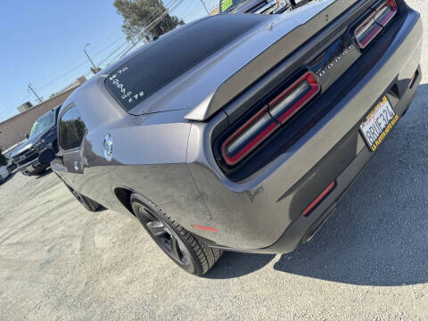 2020 Dodge Challenger SXT