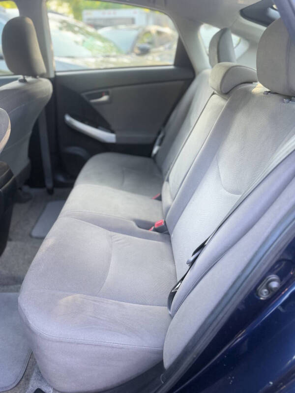 2015 Toyota Prius Two