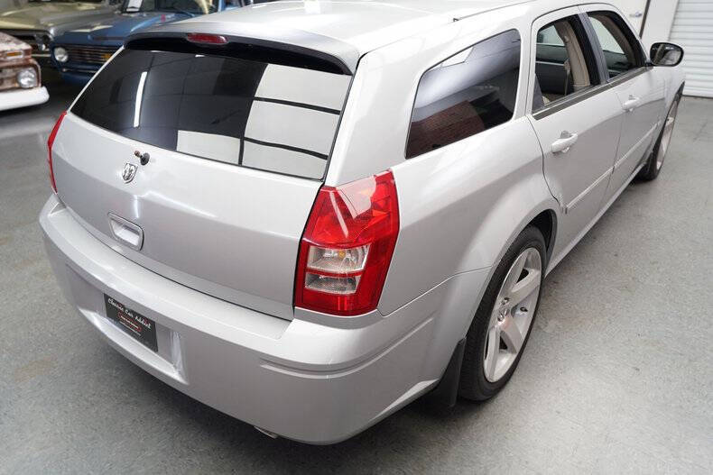2005 Dodge Magnum RT