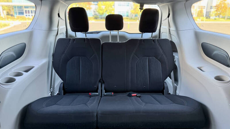 2017 Chrysler Pacifica Touring