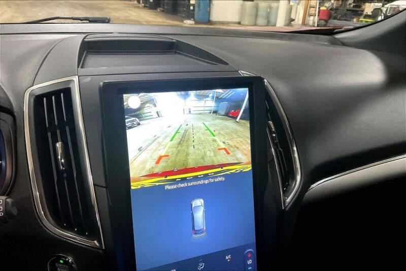 2022 Ford Edge ST