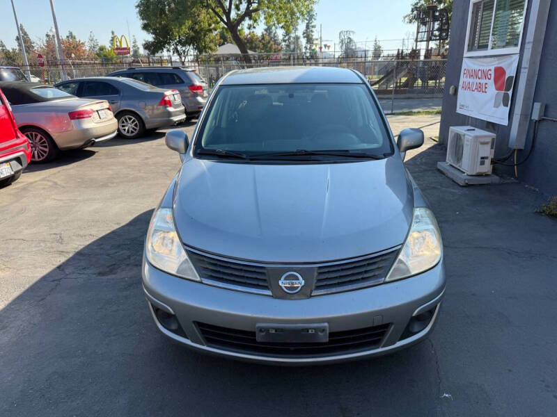 2009 Nissan Versa 1.8 SL