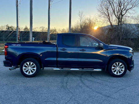 2020 Chevrolet Silverado 1500 Custom