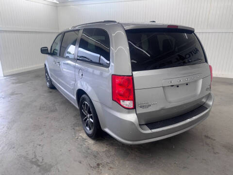 2016 Dodge Grand Caravan R/T