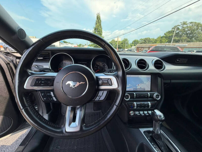2020 Ford Mustang