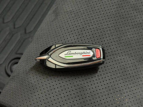 2022 Lamborghini Urus
