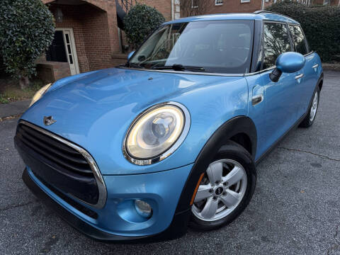 2017 MINI Hardtop 4 Door Cooper