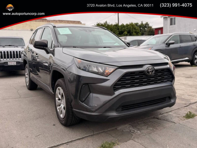 2020 Toyota RAV4 LE